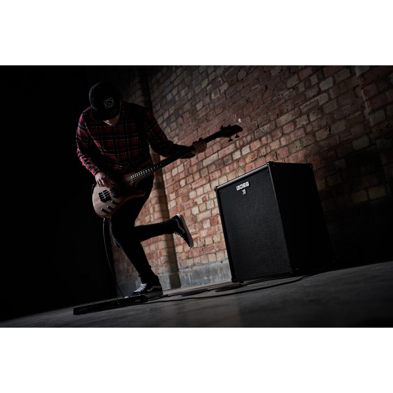 Boss Katana-210 Bass - combo basowe 160W - 8