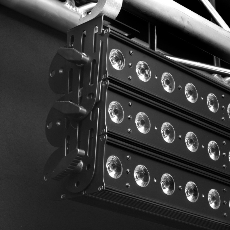 Flash LED WASHER 18x10W RGBW 4w1 - 3 SEKCJE Mk2 - 8 Flash LED WASHER 18x10W RGBW 4w1 - 3 SEKCJE Mk2 - 8