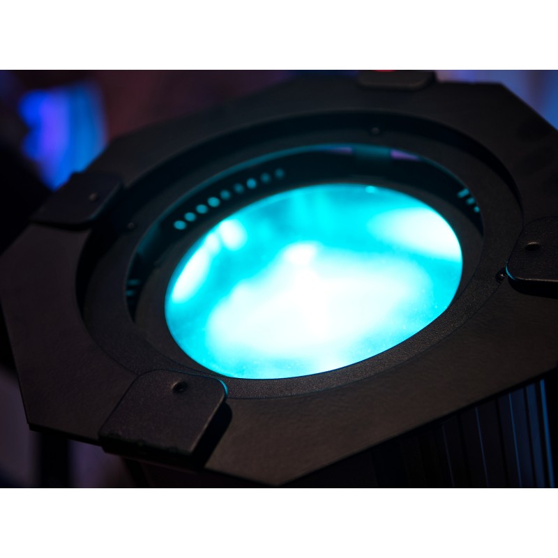 EUROLITE LED PFE-200 3000K Profile Spot - 4 EUROLITE LED PFE-200 3000K Profile Spot - 4