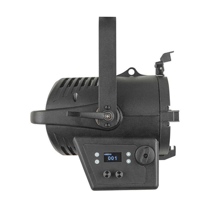 Showtec Performer 1500 Fresnel - 3 Showtec Performer 1500 Fresnel - 3