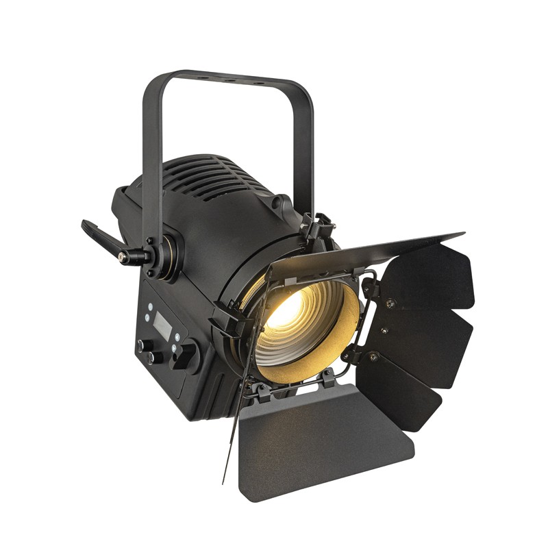Showtec Performer 1500 Fresnel - 7 Showtec Performer 1500 Fresnel - 7
