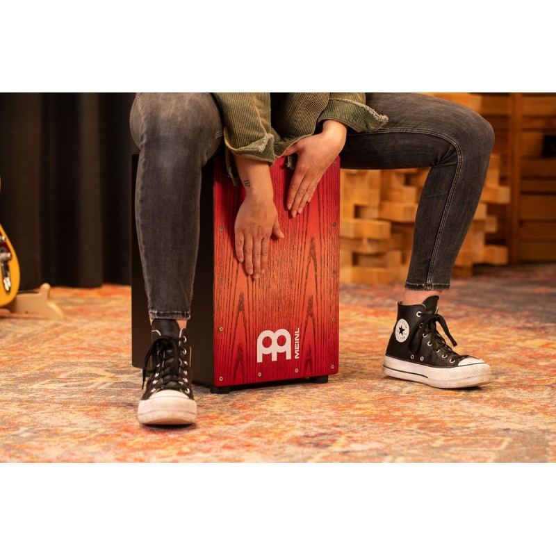 Meinl Percussion MCAJ100BK-TRF - Cajon "Tango Red Fade" - 8 Meinl Percussion MCAJ100BK-TRF - Cajon "Tango Red Fade" - 8