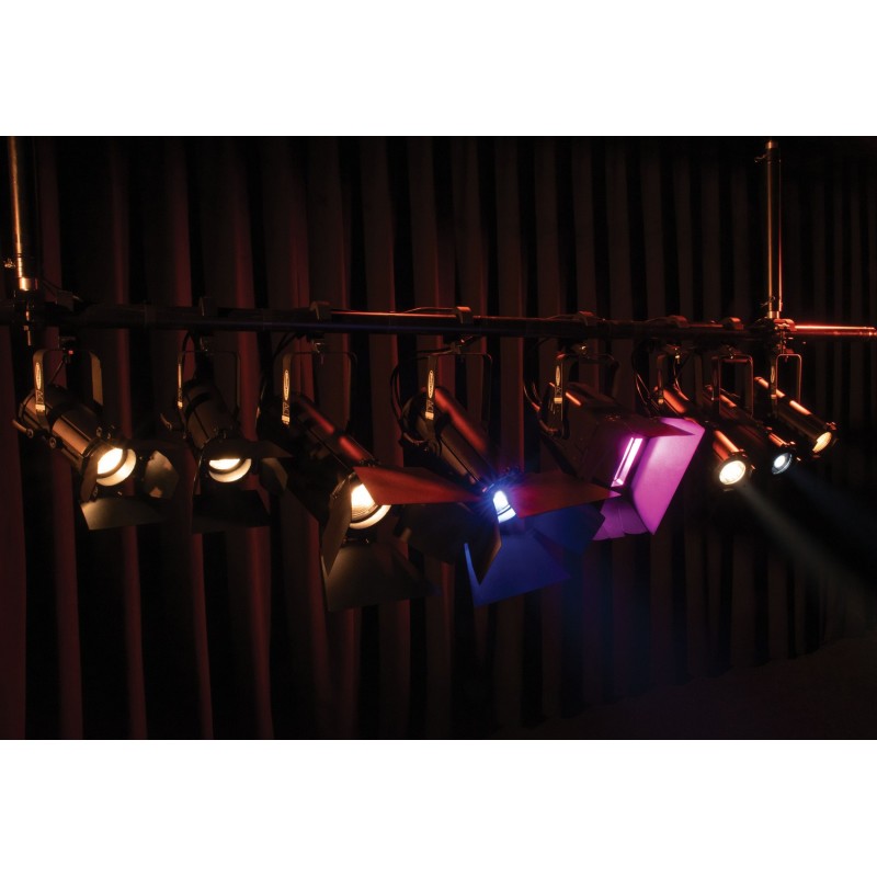 Showtec Reflektor teatralny ACT Profile 50 LED WW Showtec Reflektor teatralny ACT Profile 50 LED WW