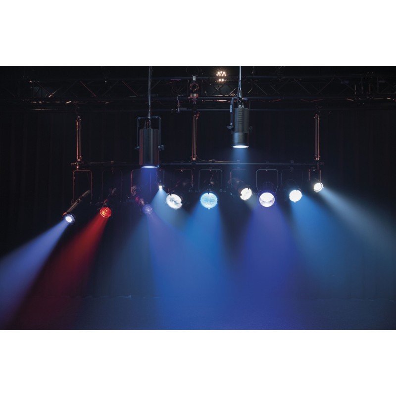 Showtec Reflektor teatralny zewnętrzny Performer Profile IP 3200K 260W IP65