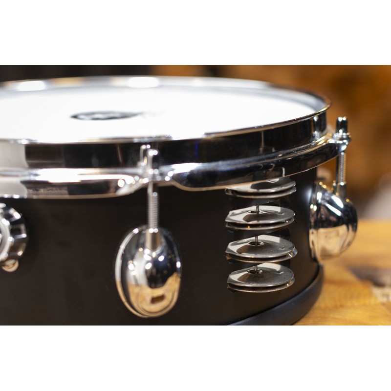 Meinl Percussion MPJS - Werbel kompaktowy z tamburynem 10" - 12 - Werble - Meinl Percussion MPJS - Werbel kompaktowy z tamburyne Meinl Percussion MPJS - Werbel kompaktowy z tamburynem 10" - 12 - Werble - Meinl Percussion MPJS - Werbel kompaktowy z tamburyne