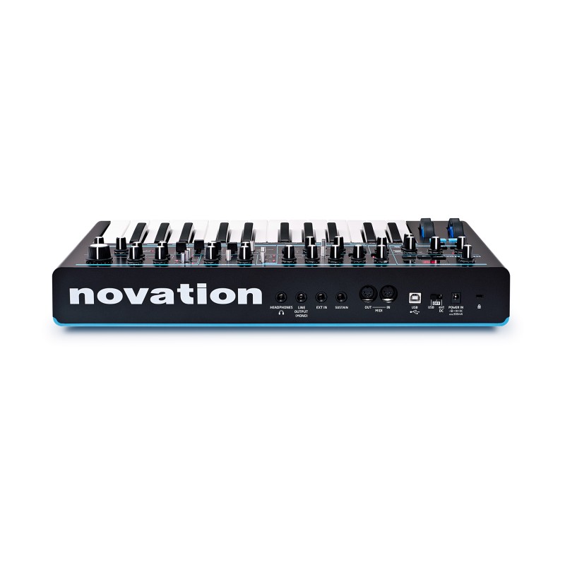 NOVATION Bass-Station 2 - syntezator analogowy