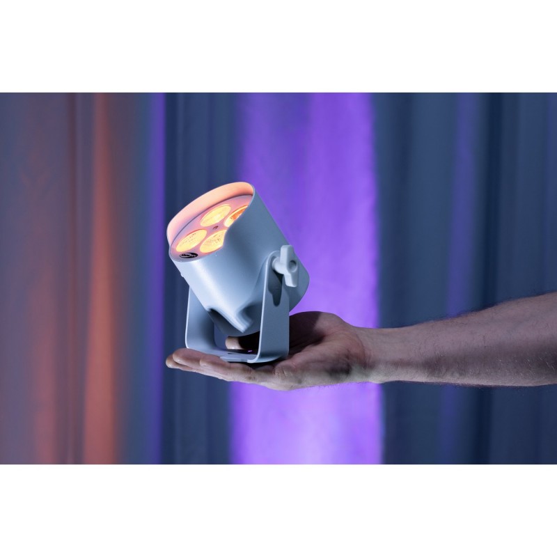 Showtec EventLITE 4/8 Mini Q6 WH - Reflektor PAR LED Showtec EventLITE 4/8 Mini Q6 WH - Reflektor PAR LED