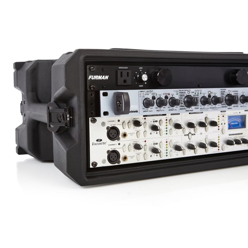 Gator Cases G-PRO-4U-13 - Rack case Mil-Grade Gator Cases G-PRO-4U-13 - Rack case Mil-Grade