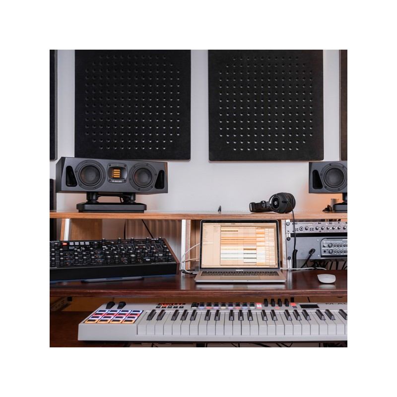 ADAM Pro Audio A44H - Monitor studyjny aktywny ADAM Pro Audio A44H - Monitor studyjny aktywny