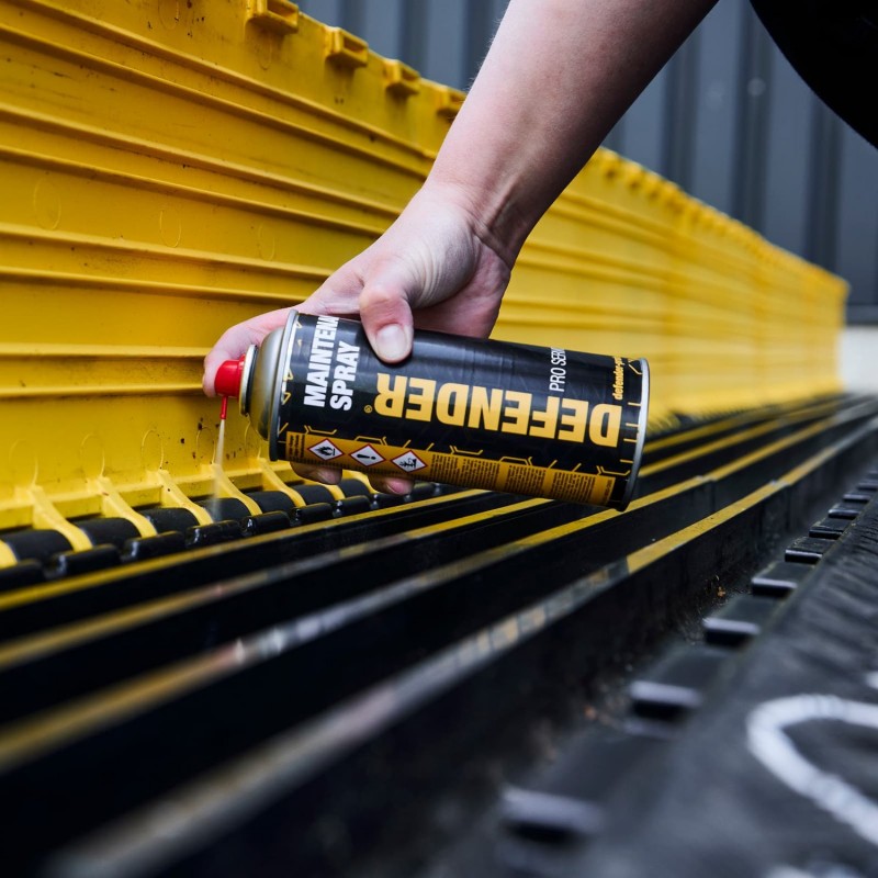 Defender MAINTENANCE SPRAY 400ml - Preparat do konserwacji i serwisowania najazdów kablowych Defender MAINTENANCE SPRAY 400ml - Preparat do konserwacji i serwisowania najazdów kablowych