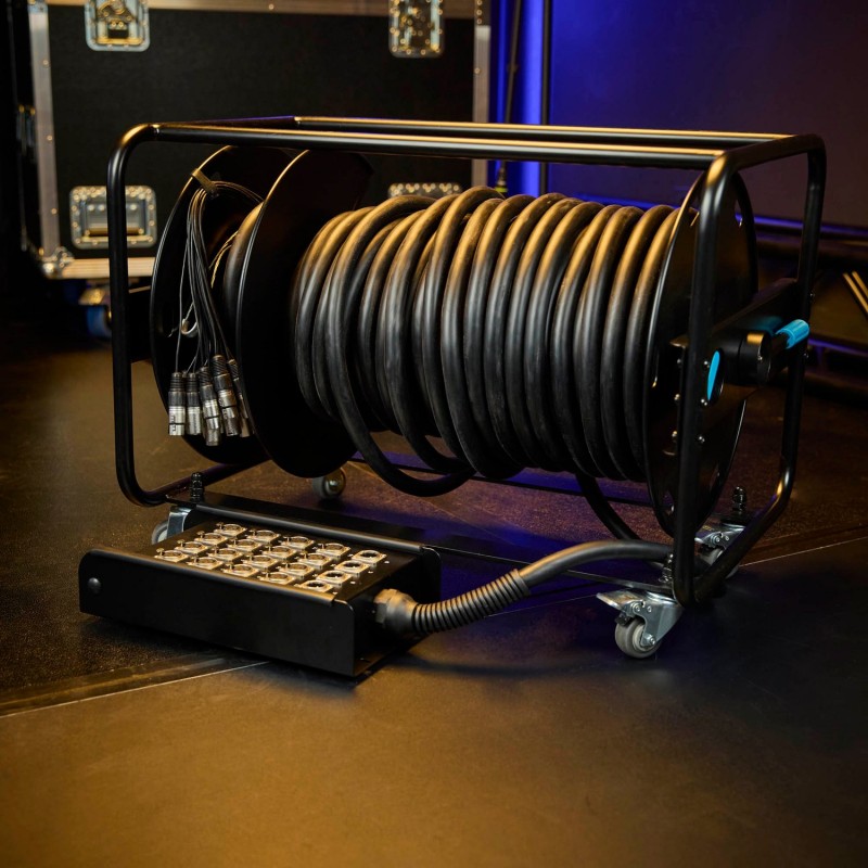 Adam Hall Cables 4 STAR CD 650 - Przemysłowy bęben kablowy rozmiar L