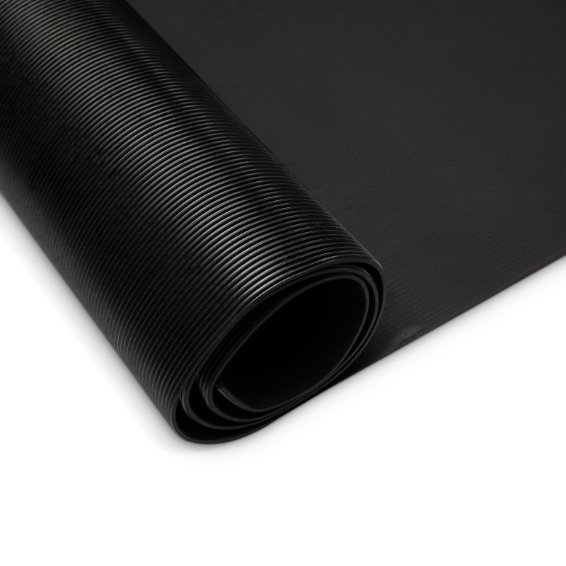 Defender Fine-Ribbed Mat - Mata gumowa 1m x 2m Defender Fine-Ribbed Mat - Mata gumowa 1m x 2m