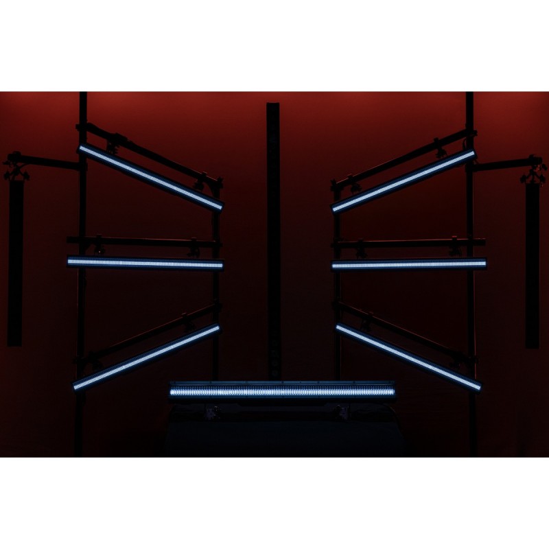 Showtec Spectra Strobe - Listwa oświetleniowa LED z stroboskopem IP65 Showtec Spectra Strobe - Listwa oświetleniowa LED z stroboskopem IP65