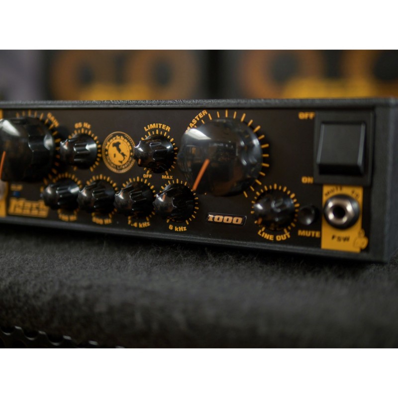 Markbass Little AG 1000 58R - Głowa basowa 1000W Markbass Little AG 1000 58R - Głowa basowa 1000W