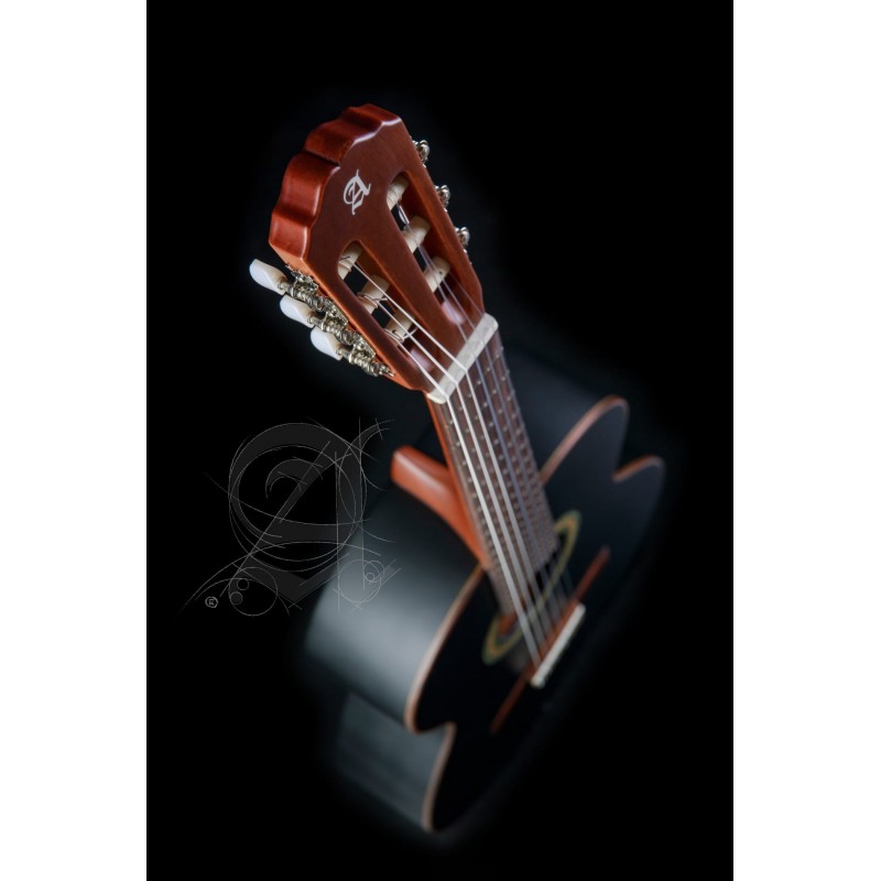 Alhambra 1C Black Satin - gitara klasyczna 4/4 z pokrowcem 10mm w zestawie - 11 - Gitary klasyczne - Alhambra 1C Black Satin to Alhambra 1C Black Satin - gitara klasyczna 4/4 z pokrowcem 10mm w zestawie - 11 - Gitary klasyczne - Alhambra 1C Black Satin to