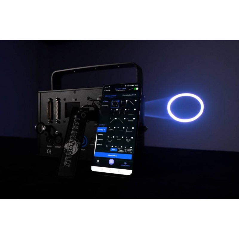 Laserworld CUBE 7 Laser z akumulatorem - 9 - Lasery - Laserworld CUBE 7 jest wyposażony we wbudowany akumulator (6400 mAh), co p