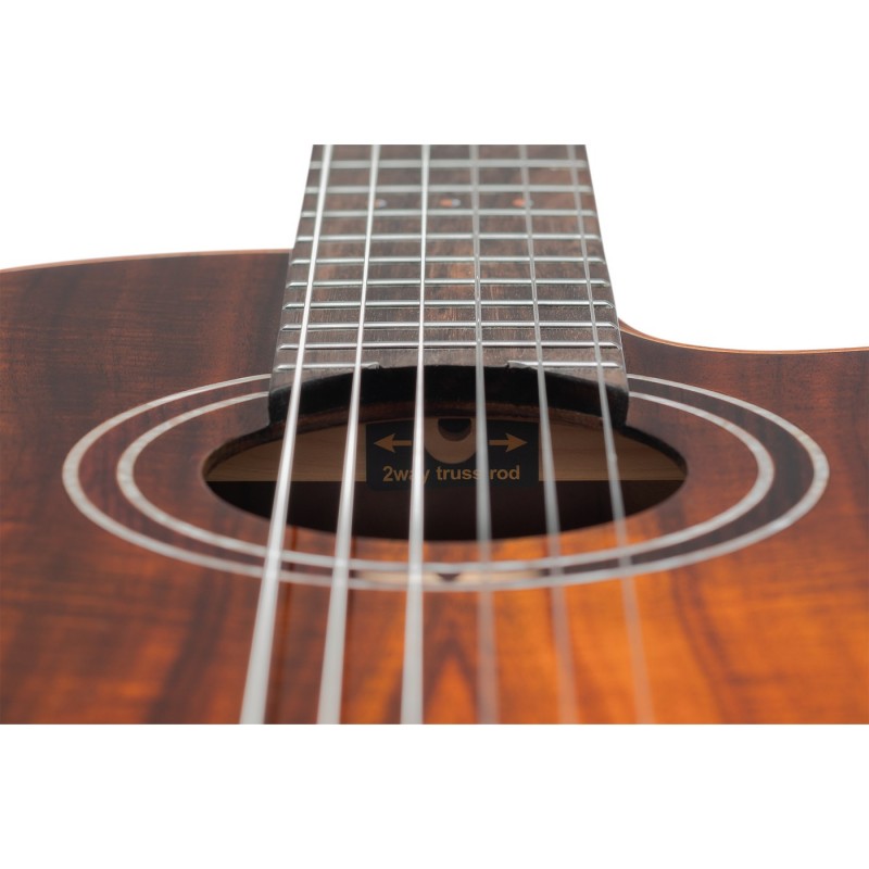 Ortega EXOTICSUITECE The Private Room - Gitara elektroklasyczna 4/4 z pokrowcem