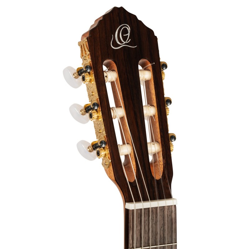Ortega R20GWN Traditional Series - Gitara klasyczna 4/4 z pokrowcem