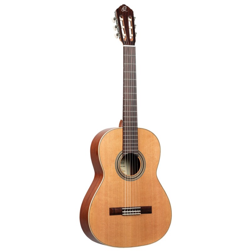 Ortega R18G Traditional Series - Gitara klasyczna 4/4 z pokrowcem