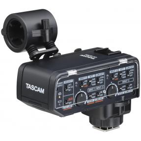 TASCAM CA-XLR2D-F - adapter...